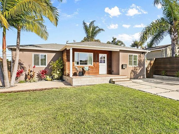 4th image of 3988 Del Mar Ave