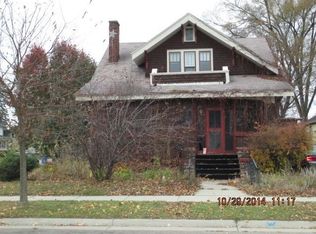 802 Cass St, Portage, WI 53901