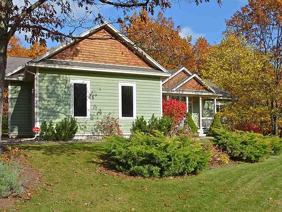 5th image of 3711 Winter Leaf Dr