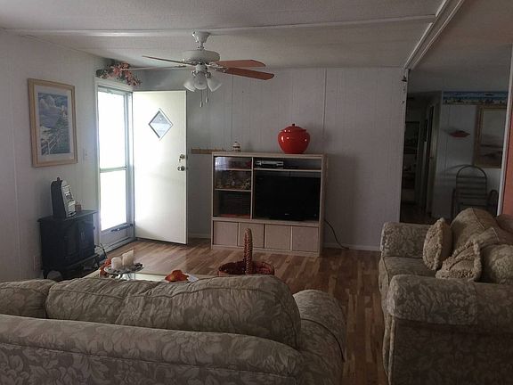 4th image of 5 Edwardo Ln