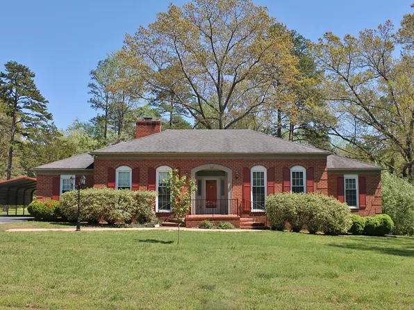 309 Cedar Ln, Halifax, VA 24558