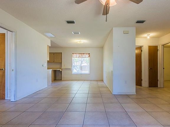 5th image of 636 Mountain Way Ave