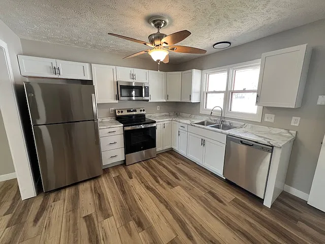 5240 Colby St — Photo 3