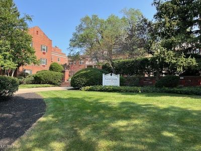 15825 Van Aken Blvd APT 302W, Shaker Heights, OH, 44120