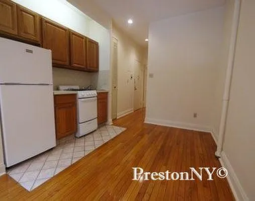Rented by JM Preston Properties LLC | media 25