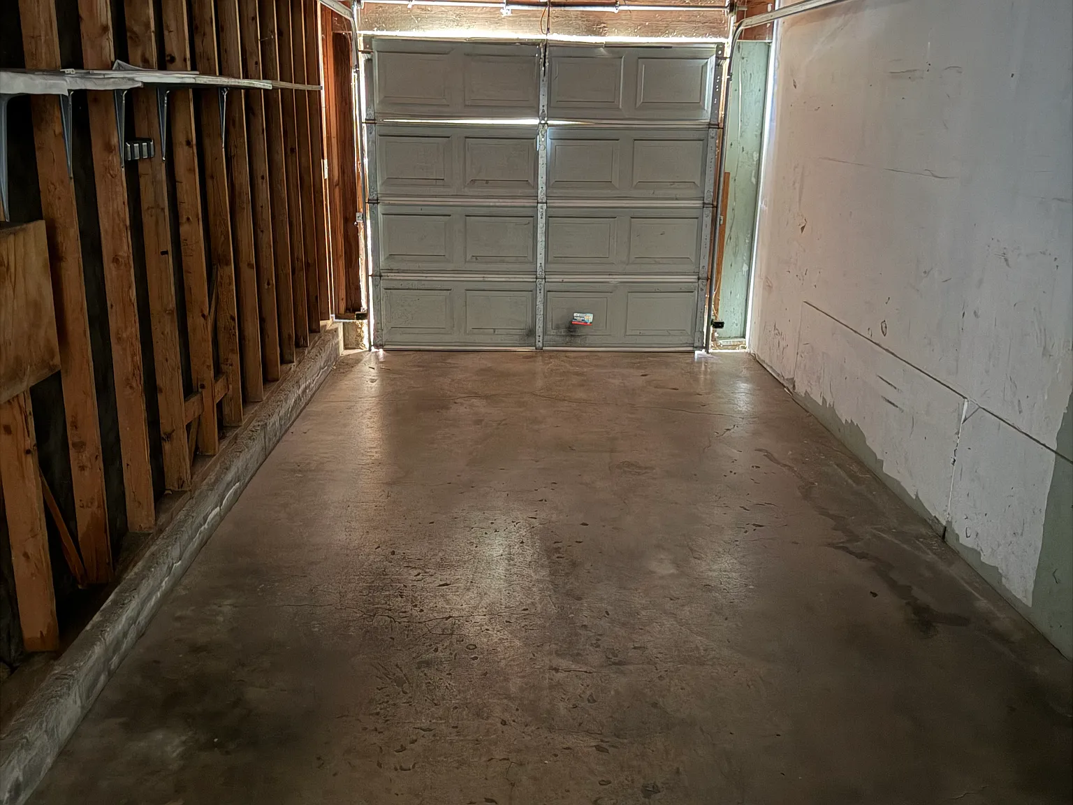 700 McCoy Ct — Photo 4