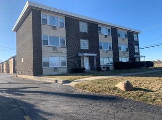 7531 S Roberts Rd #IC, Bridgeview, IL 60455