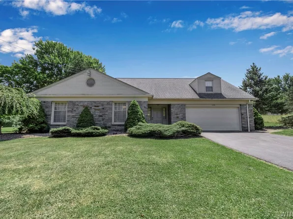 7095 Jewett Holmwood Rd, Orchard Park, NY 14127