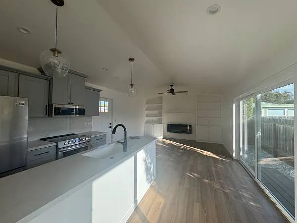 2222 Preakness Ave #A — Photo 9