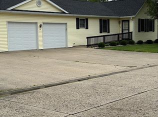 307 E Wayne St, Spencer, IN 47460