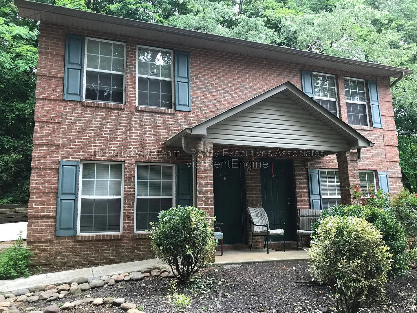 2 bed, 1.5 bath, $1,495 — Photo 1