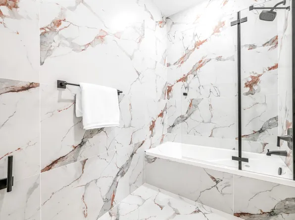 649 38th Street image 22 of 28