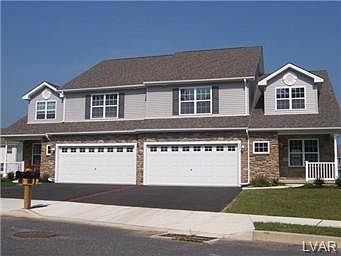 1st image of 827 S Fork Dr