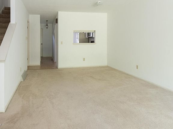 4th image of 10230 Cricklewood Ct #46