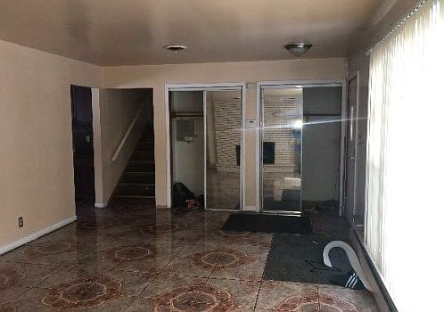 5th image of 800 E 56th Ave