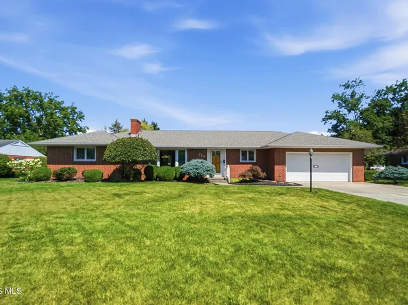 728 W Circle Dr, Findlay, OH 45840