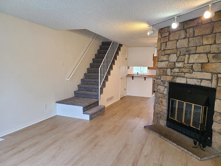 14282 E Hawaii Cir #A — Photo 4