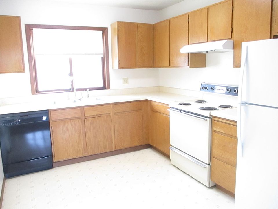 2nd image of 513 5th St SW