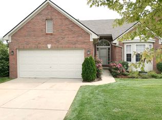 878 Woodhaven Dr #128, Walled Lake, MI 48390