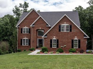 673 Hunters Mill Ln, Evington, VA 24550