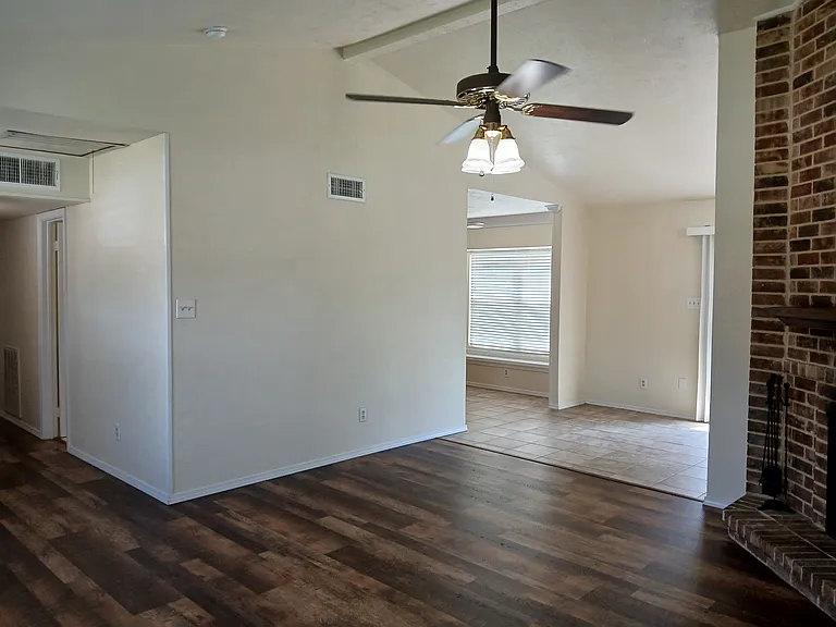 902 Rocky Creek Ln — Photo 7