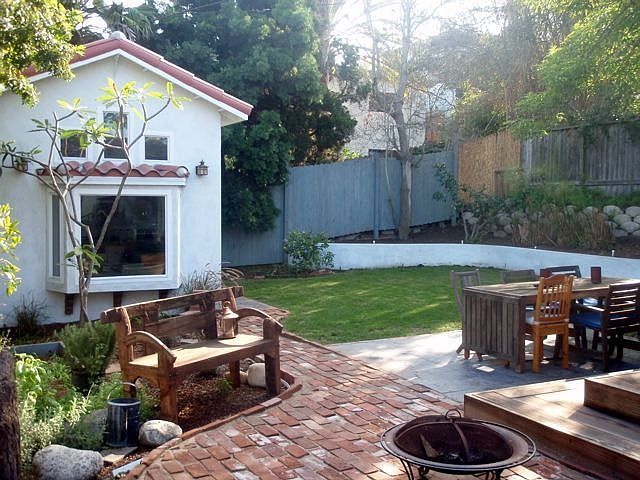 guest house/back yard
