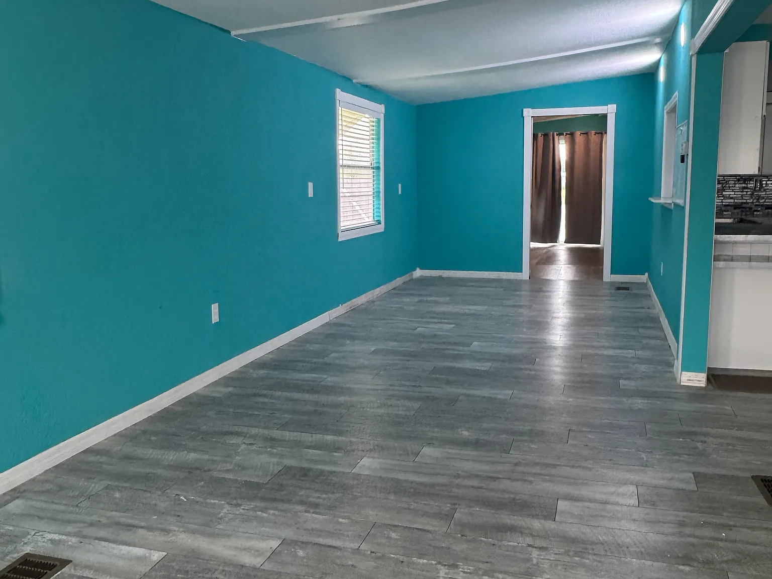 2 bed, 1800 sqft, $2,200 — Photo 2