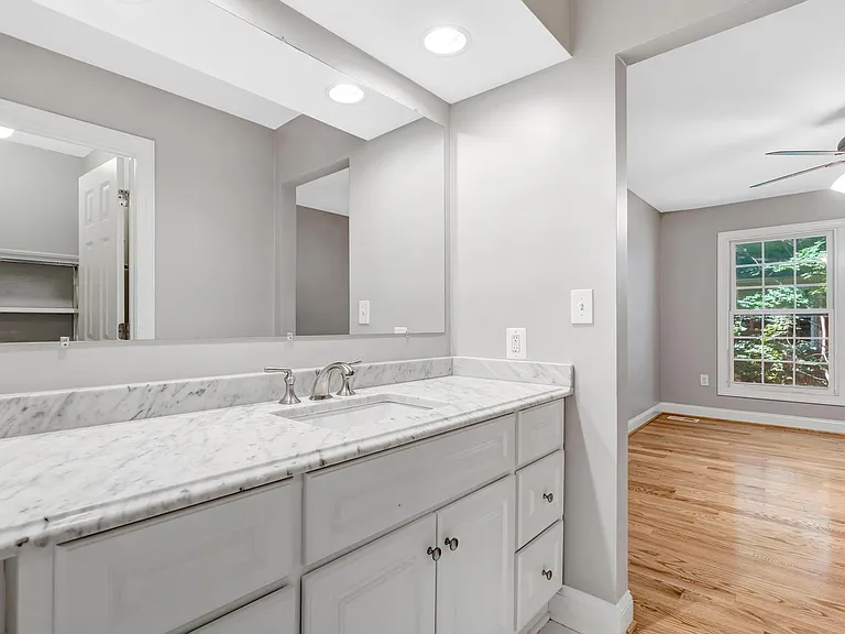 2540 S Walter Reed Dr #5 — Photo 22