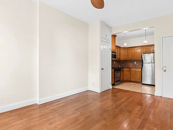 2nd image of 513 50th Ave #2R