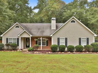 125 Riverside Ct, Sharpsburg, GA 30277