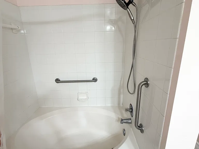 3591 Kernan Blvd S #206 — Photo 23