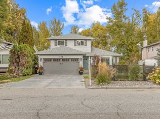 674 Cook Rd, Kelowna, BC V1W 3G7