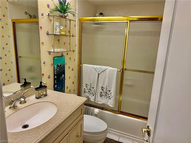 4187 Lakewood Blvd #E-13 — Photo 21