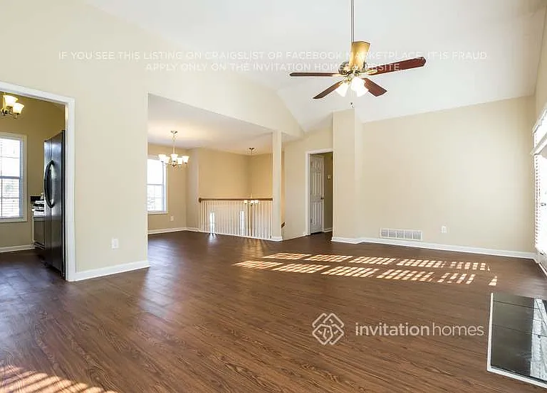 6367 Seymour Pl NW — Photo 4