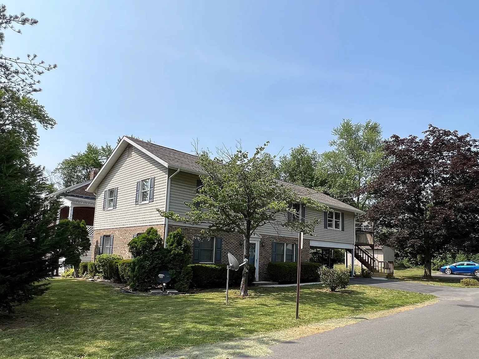 3 bed, 1600 sqft, $1,770 — Photo 2