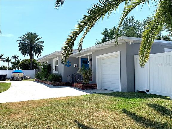 4th image of 7800 Causeway Blvd N