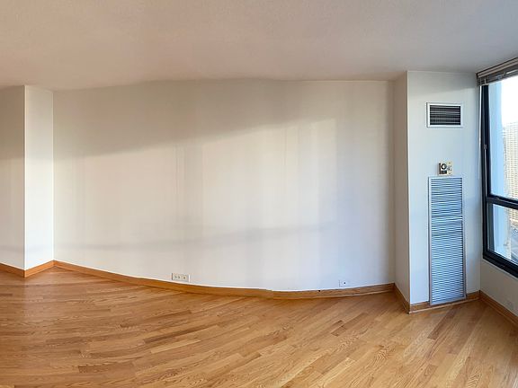 4th image of 405 N Wabash Ave Unit 3708