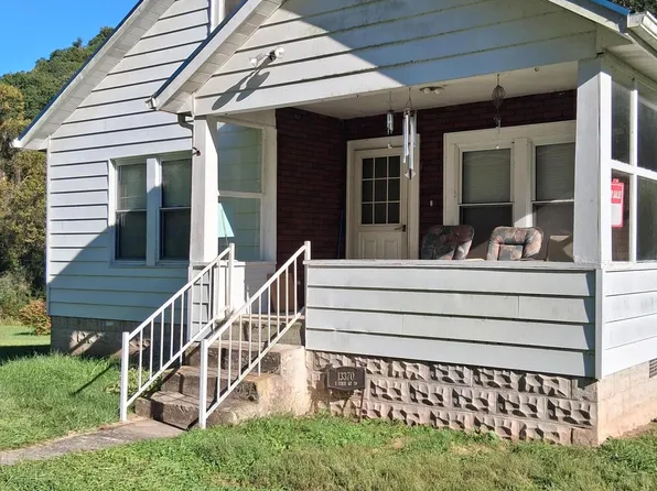13370 S State Route 20, Hinton, WV 25951