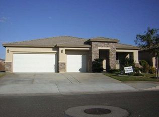 43712 Elena St, Lancaster, CA