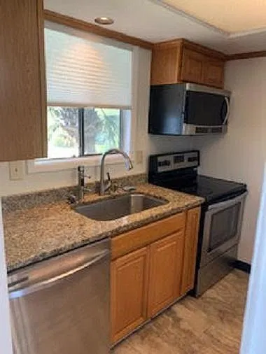 2 bed, 960 sqft, $1,350 — Photo 3