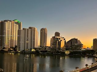 801 Brickell Bay Dr APT 761, Miami, FL 33131