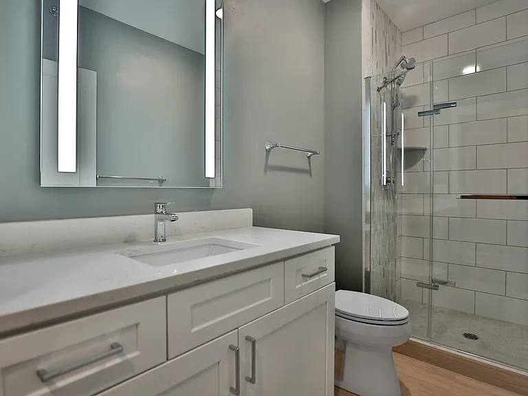 107 Chestnut St E #203 — Photo 6