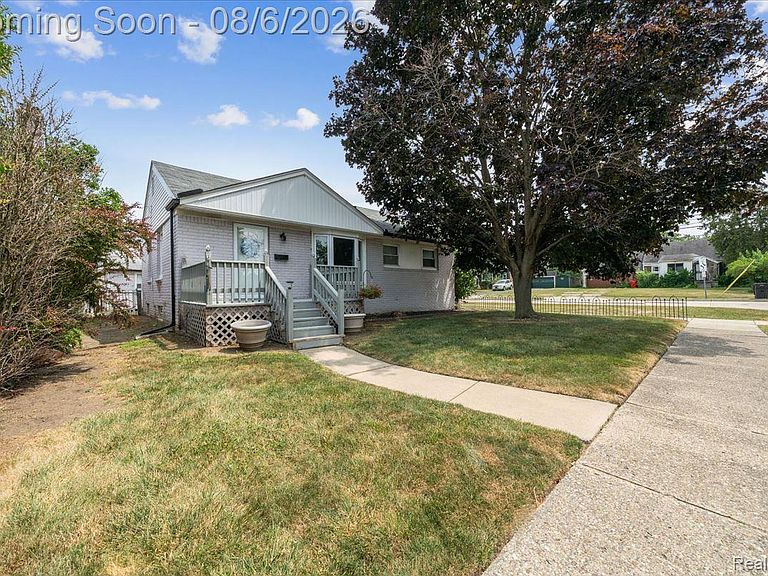 Listing photo 4