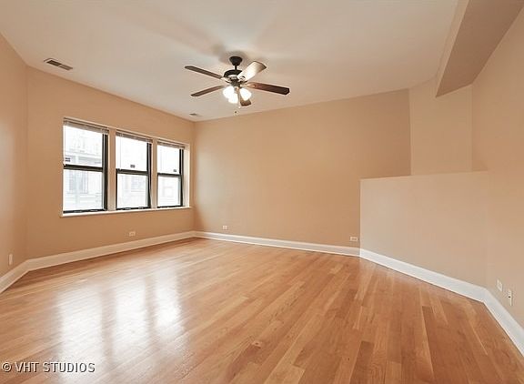2nd image of 6324 S Kimbark Ave #P-32