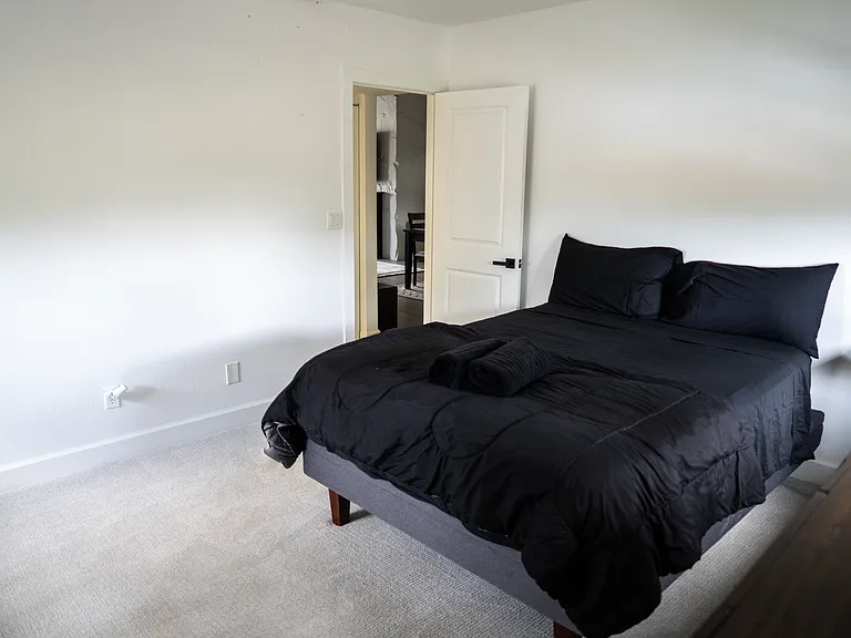 16590 Partridge Place Rd #201 — Photo 24