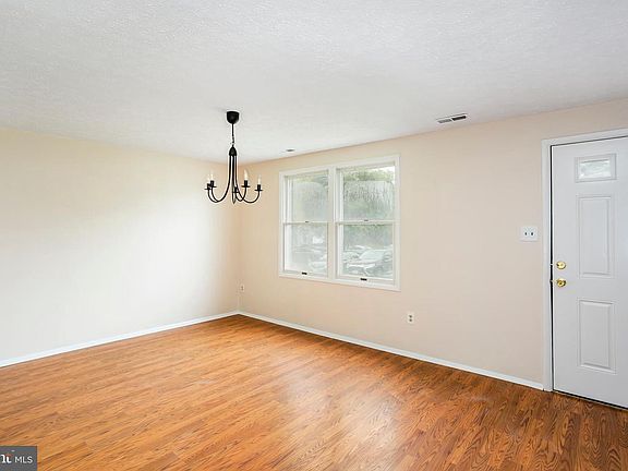 2nd image of 6028 Cedar Wood Dr