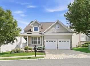 66 S Valentine Dr, Garnet Valley, PA 19060