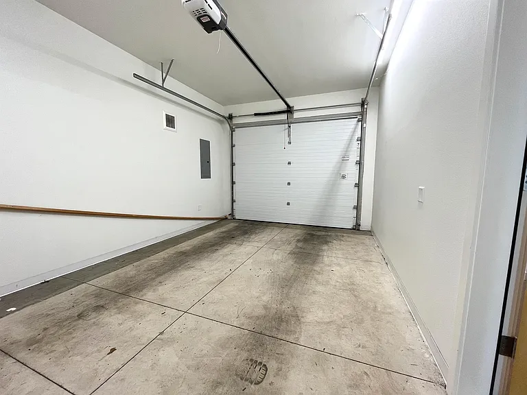 2743 Friendly Aly — Photo 17