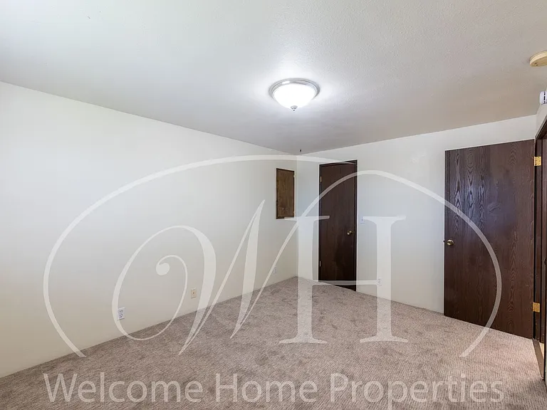 721 SE 4th St — Photo 22