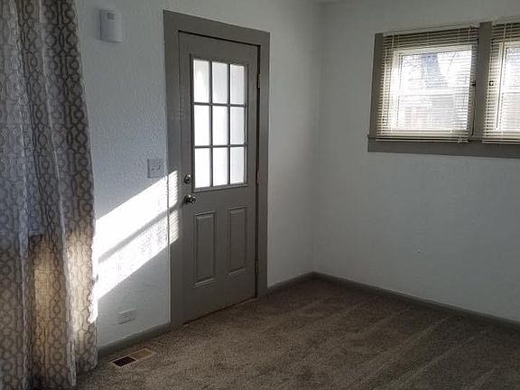 5th image of 510 6th St W